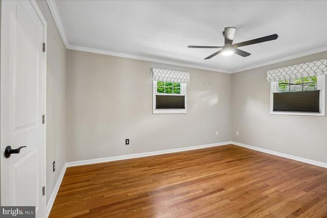 3831 N VERNON ST N, Arlington, VA 22207