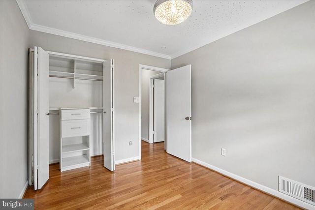 3831 N VERNON ST N, Arlington, VA 22207