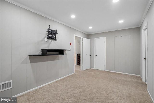 3831 N VERNON ST N, Arlington, VA 22207