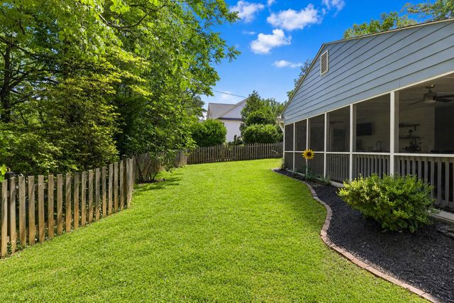 3831 N VERNON ST N, Arlington, VA 22207