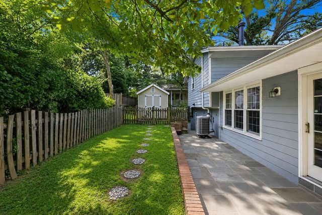 3831 N VERNON ST N, Arlington, VA 22207