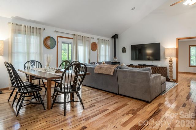 980 S River Road, Sylva, NC 28779
