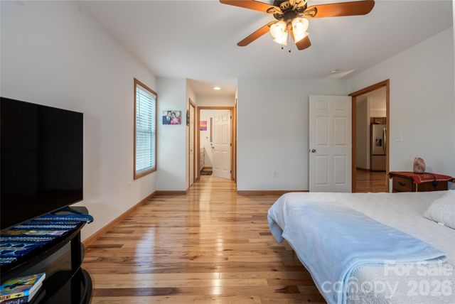 980 S River Road, Sylva, NC 28779