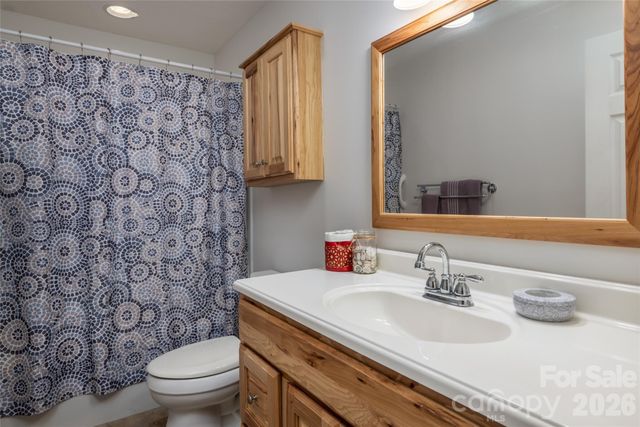 980 S River Road, Sylva, NC 28779