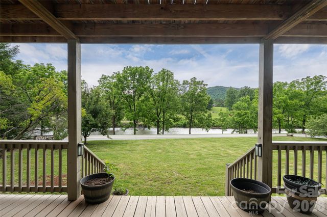 980 S River Road, Sylva, NC 28779