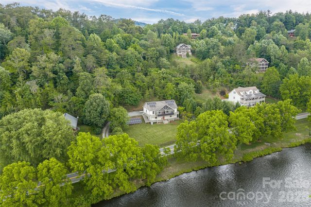 980 S River Road, Sylva, NC 28779