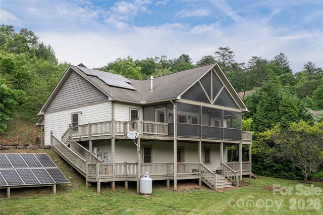 980 S River Road, Sylva, NC 28779