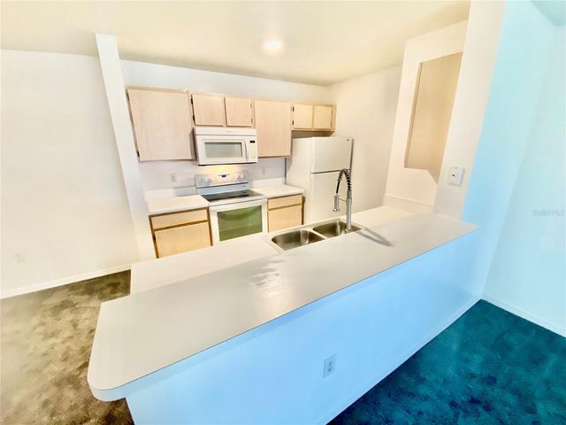 5459 VINELAND ROAD 4210, Orlando, FL 32811