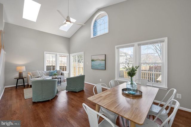 7501 CROSS GATE LN, Alexandria, VA 22315