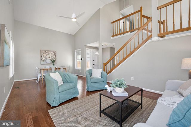 7501 CROSS GATE LN, Alexandria, VA 22315