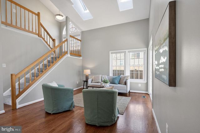 7501 CROSS GATE LN, Alexandria, VA 22315