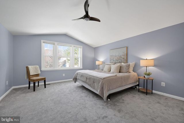 7501 CROSS GATE LN, Alexandria, VA 22315