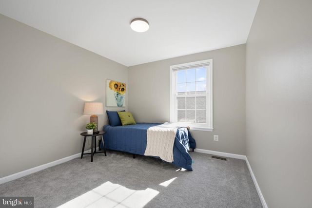 7501 CROSS GATE LN, Alexandria, VA 22315