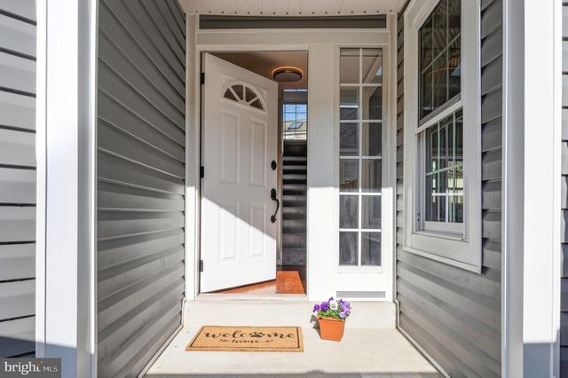 7501 CROSS GATE LN, Alexandria, VA 22315