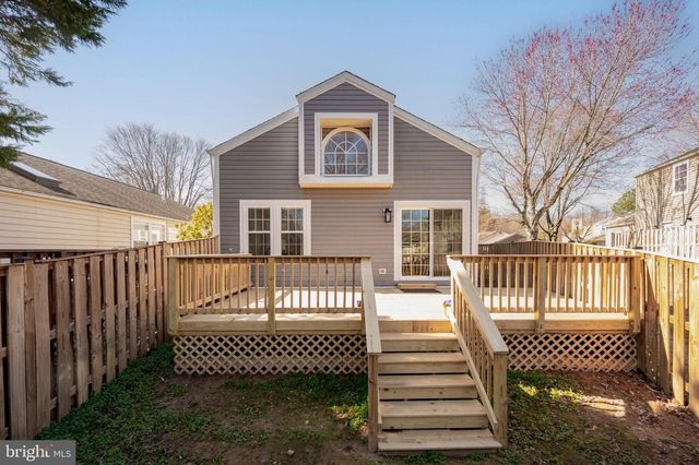 7501 CROSS GATE LN, Alexandria, VA 22315