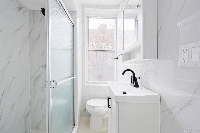 918 E 165th Street, Bronx, NY 10459