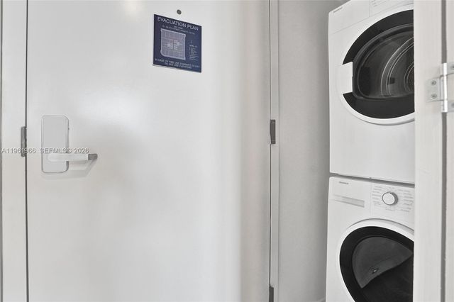 121 NE 5th Street 1001B, Miami, FL 33132