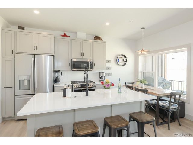 109 Eagle Ridge Dr B4, Granby, CO 80446