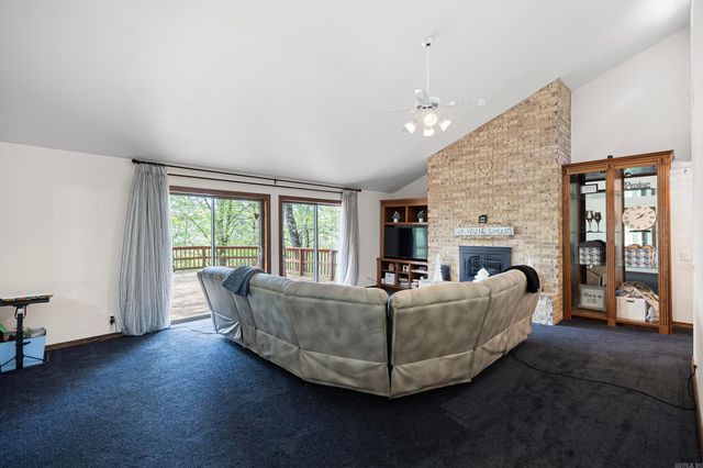 907 Smoke Tree Road, Dover, AR 72837