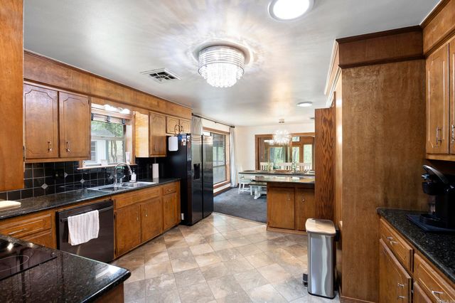 907 Smoke Tree Road, Dover, AR 72837