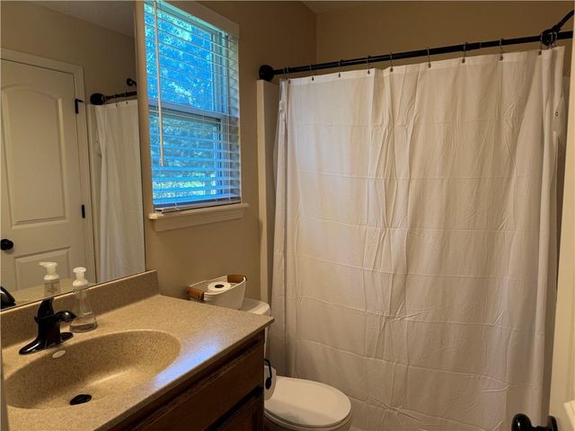 8308 NE 116th Street, Kansas City, MO 64157
