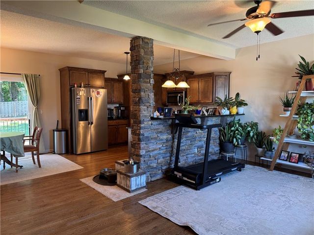 8308 NE 116th Street, Kansas City, MO 64157