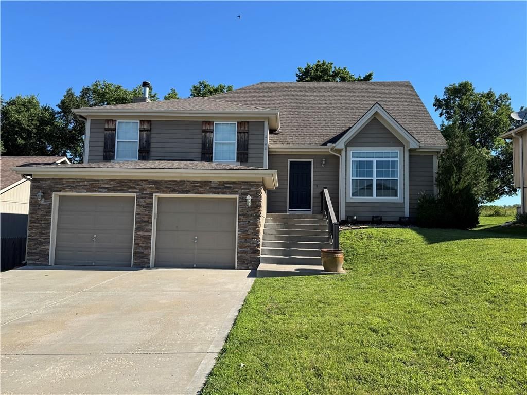 8308 NE 116th Street, Kansas City, MO 64157