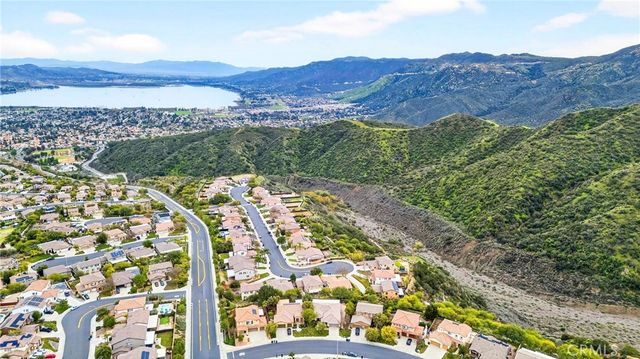 29415 High Ridge, Lake Elsinore, CA 92530