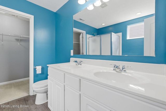 12052 Parkview Trace Dr, Louisville, KY 40229