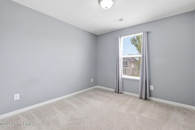 12052 Parkview Trace Dr, Louisville, KY 40229