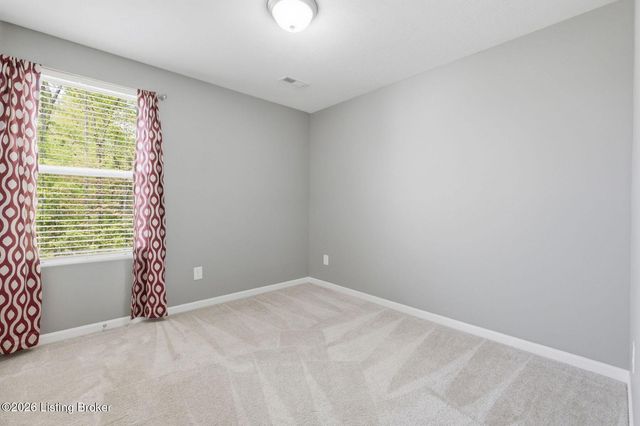 12052 Parkview Trace Dr, Louisville, KY 40229