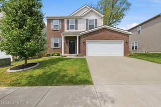 12052 Parkview Trace Dr, Louisville, KY 40229