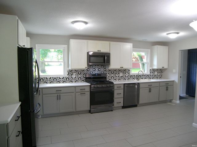8138 Rose Road, Plymouth, IN 46563