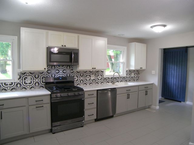 8138 Rose Road, Plymouth, IN 46563