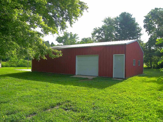 8138 Rose Road, Plymouth, IN 46563