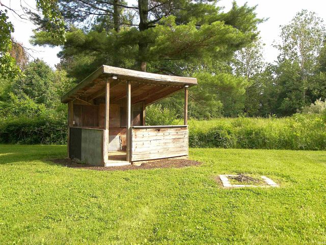8138 Rose Road, Plymouth, IN 46563