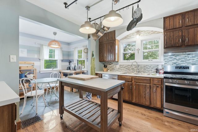 1832 Purdue Drive, Fort Wayne, IN 46808