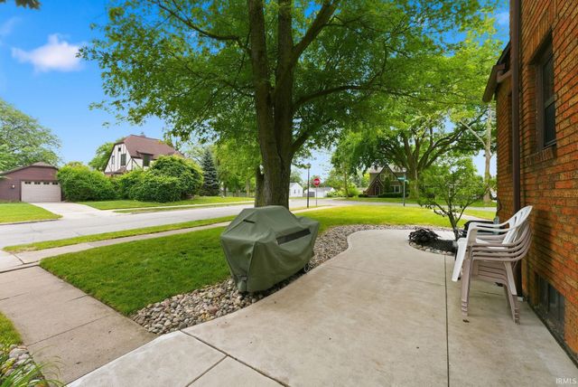1832 Purdue Drive, Fort Wayne, IN 46808