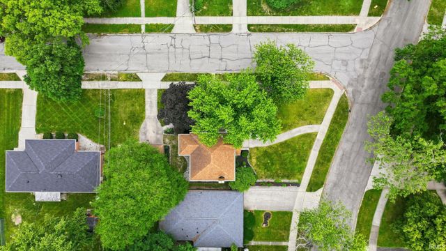 1832 Purdue Drive, Fort Wayne, IN 46808