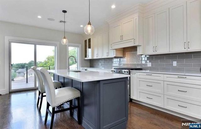 269 9th Street B, Palisades Park, NJ 07650