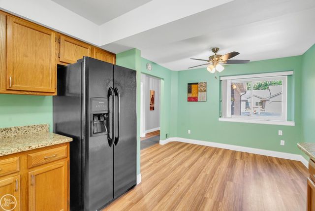 16582 Woodlane Drive, Fraser, MI 48026