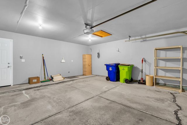 16582 Woodlane Drive, Fraser, MI 48026