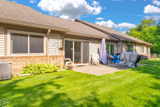 16582 Woodlane Drive, Fraser, MI 48026