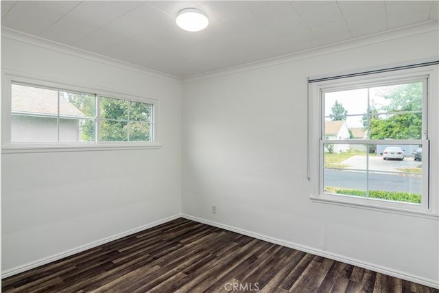 8129 Darby Avenue, Reseda, CA 91335