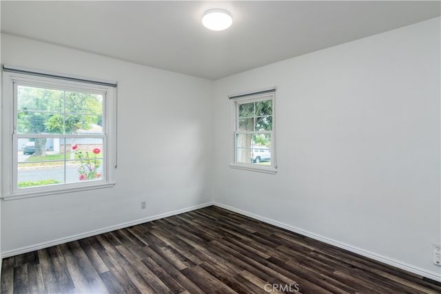 8129 Darby Avenue, Reseda, CA 91335