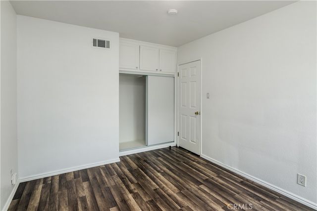 8129 Darby Avenue, Reseda, CA 91335