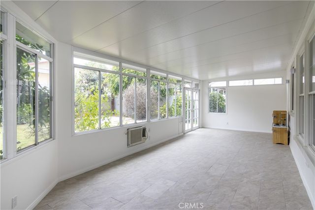 8129 Darby Avenue, Reseda, CA 91335