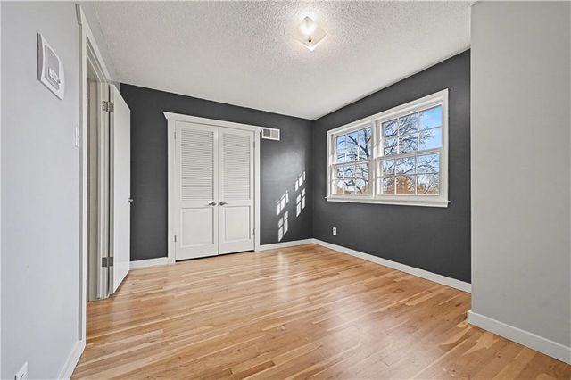 12716 Oakmont Drive, Kansas City, MO 64145