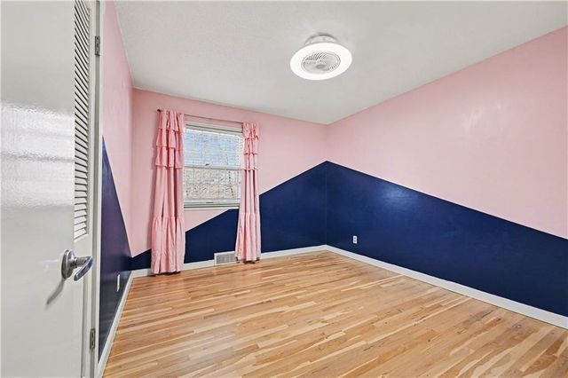 12716 Oakmont Drive, Kansas City, MO 64145