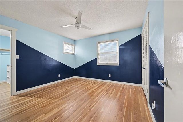 12716 Oakmont Drive, Kansas City, MO 64145